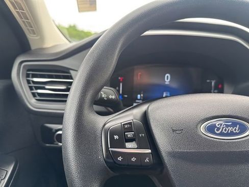 Used 2025 Ford Escape Active AWD/4WD image 11