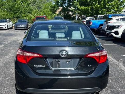 Used 2017 Toyota Corolla LE w/ Carpet Mat Package (TMS) FWD image 4