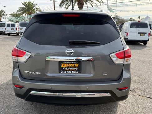 Used 2015 Nissan Pathfinder SV image 7