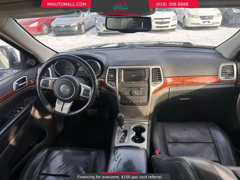 Used 2013 Jeep Grand Cherokee Limited w/ Luxury Group II image 12