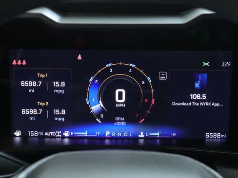 Used 2024 Chevrolet Colorado Trail Boss image 15