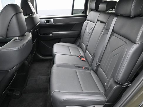 Used 2025 Hyundai Santa Fe SEL w/ Tow & Go Package image 26