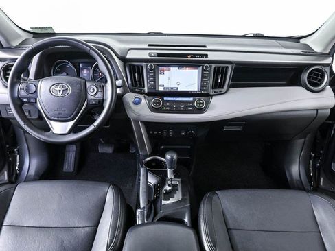 Used 2018 Toyota RAV4 XLE w/ Convenience Package AWD/4WD image 19