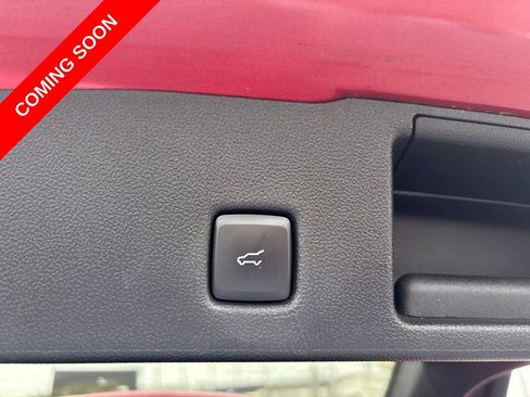 Used 2022 Ford Escape SE w/ SE Sport Appearance Package FWD image 11