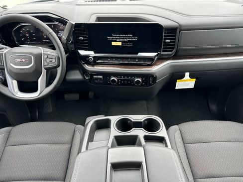 New 2026 GMC Sierra 1500 Elevation image 12