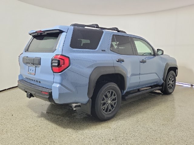 Used 2025 Toyota 4Runner SR5 RWD image 5