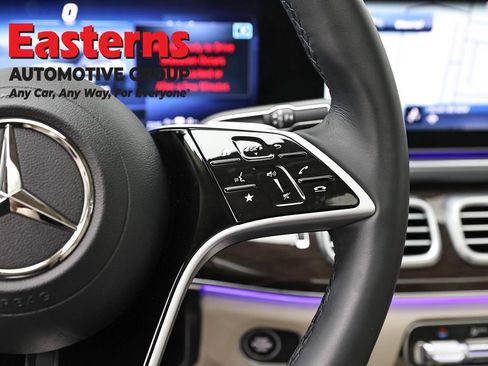 Used 2025 Mercedes-Benz GLE 450e 4MATIC image 16