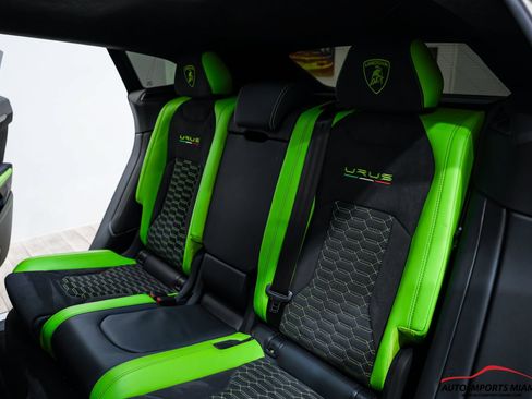 Used 2022 Lamborghini Urus AWD/4WD image 58