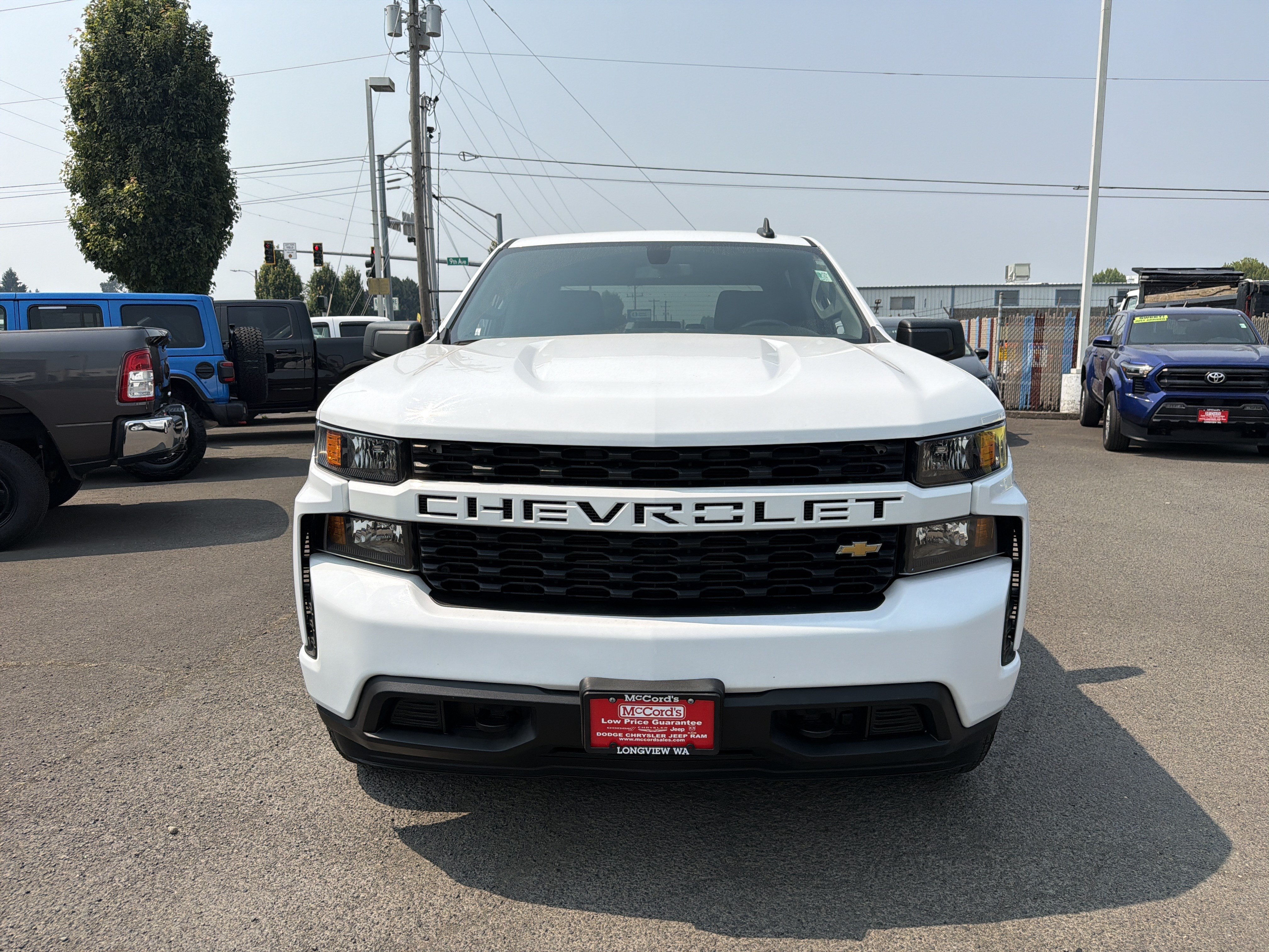 Used 2021 Chevrolet Silverado 1500 Custom AWD/4WD image 8