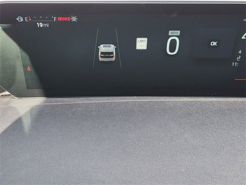 New 2026 Ford Expedition Tremor image 11