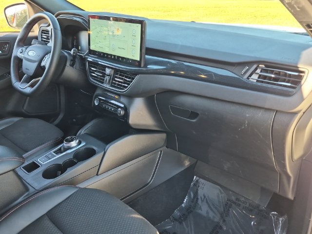 Used 2025 Ford Escape ST-Line w/ Tech Pack #1 AWD/4WD image 35