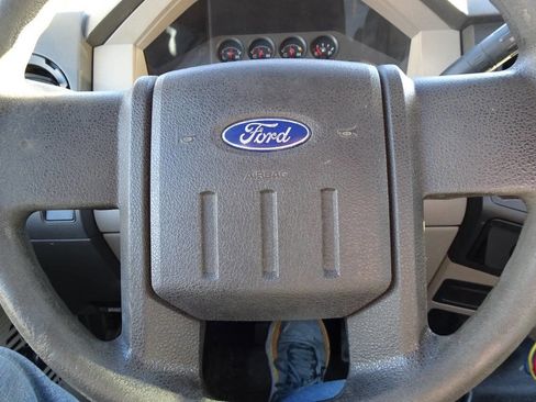 Used 2009 Ford F350 XL image 18