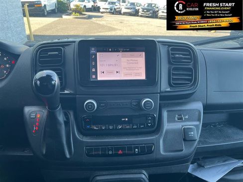 Used 2025 RAM ProMaster 3500 w/ Convenience Group image 17