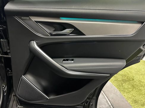 Used 2025 Jaguar F-PACE R-Dynamic S image 22