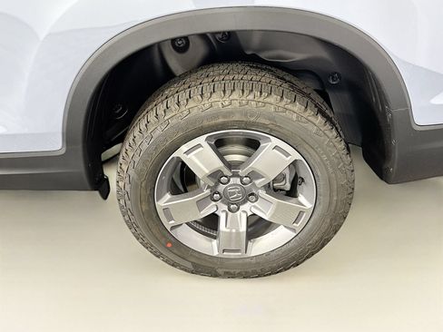 Used 2023 Honda Ridgeline RTL-E image 4