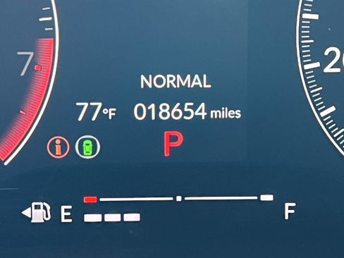 Used 2023 Honda Civic Sport image 31