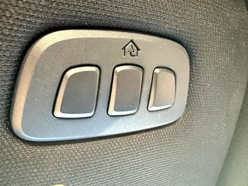 Used 2022 Ford F150 Lariat w/ Equipment Group 502A High image 56