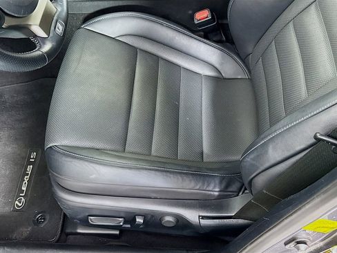 Used 2019 Lexus IS 300 F Sport w/ F Sport Package RWD image 20