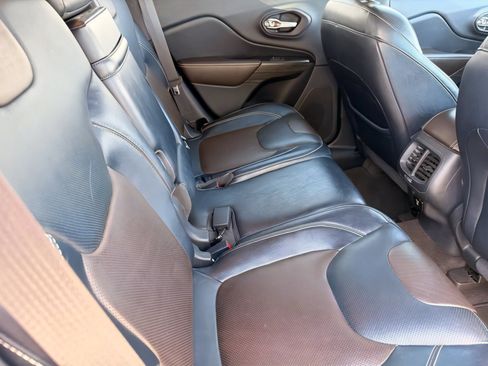 Used 2014 Jeep Cherokee Limited w/ Luxury Group image 13