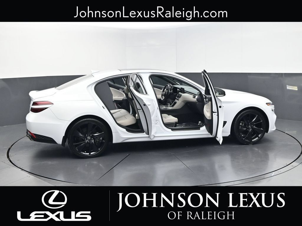 Used 2023 Genesis G70 2.0T w/ Sport Prestige Package RWD image 34