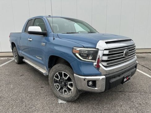 Used 2019 Toyota Tundra Limited w/ Limited Premium Package AWD/4WD image 10