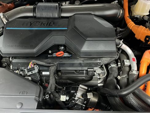 Used 2025 Hyundai Santa Fe Calligraphy AWD/4WD image 27