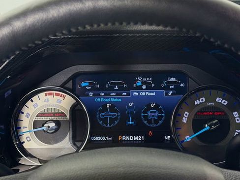 Used 2019 Ford F250 Lariat w/ Lariat Ultimate Package AWD/4WD image 14