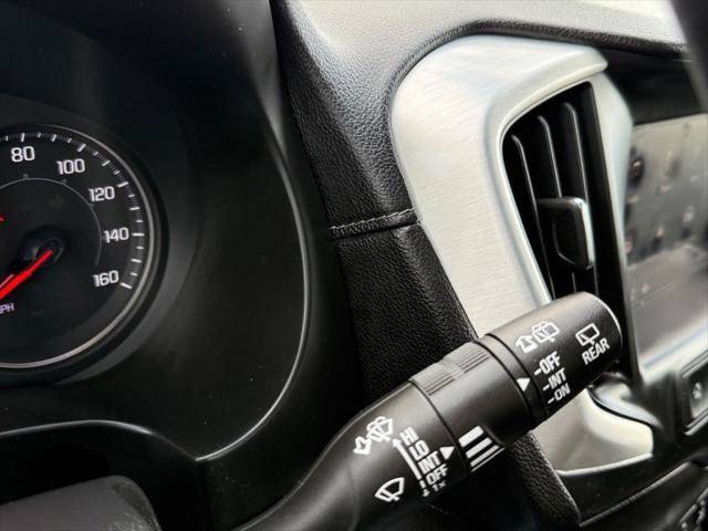 Used 2023 GMC Terrain SLE w/ Driver Convenience Package AWD/4WD image 18
