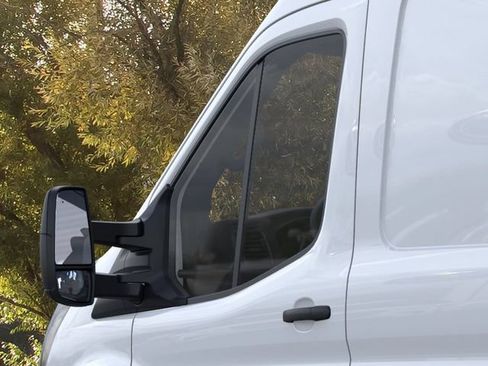 New 2026 Ford Transit 250 148 Medium Roof w/ Load Area Protection Package RWD image 20