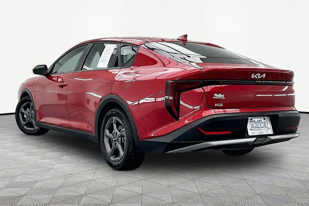 Used 2025 Kia K4 FWD image 13