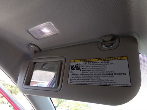 Used 2022 Toyota RAV4 XLE w/ Convenience Package image 39