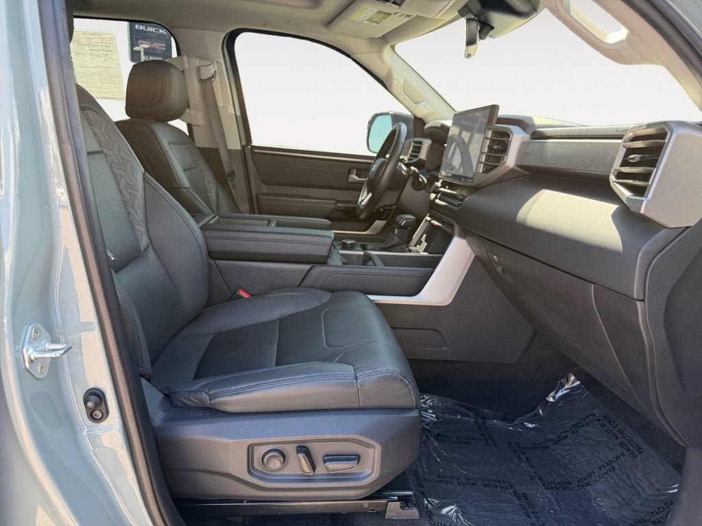 Used 2024 Toyota Tundra Limited w/ TRD Off-Road Package AWD/4WD image 15