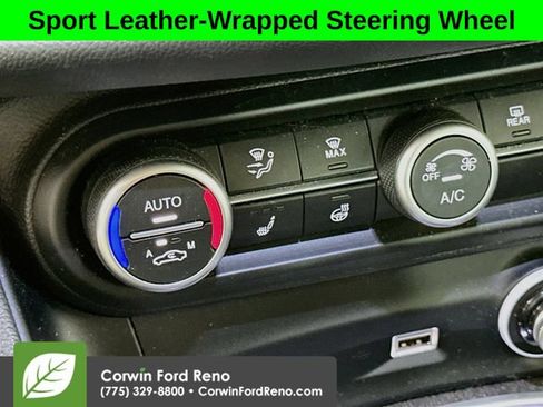 Used 2020 Alfa Romeo Stelvio Ti AWD/4WD image 20
