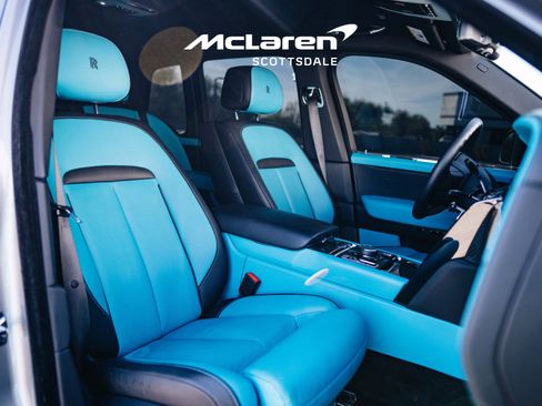 Used 2023 Rolls-Royce Cullinan Black Badge w/ Driver's Package image 24