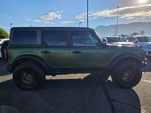 Used 2023 Ford Bronco Wildtrak AWD/4WD image 2