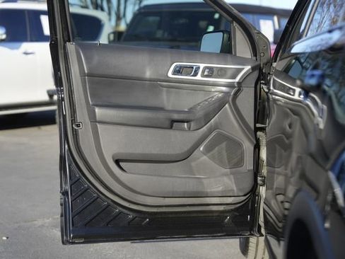 Used 2015 Ford Explorer Sport w/ Equipment Group 401A image 32