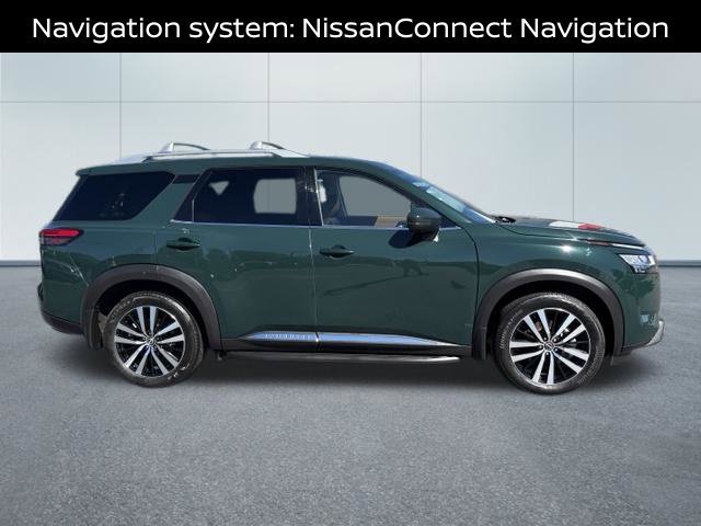 Used 2023 Nissan Pathfinder Platinum w/ Cargo Package AWD/4WD image 2