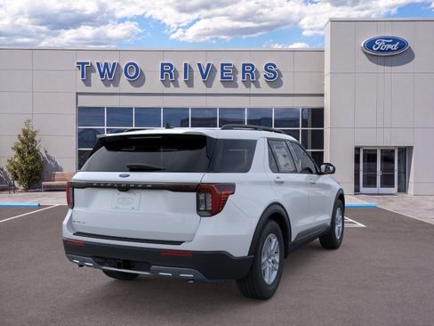 New 2026 Ford Explorer Active w/ Active Comfort Package RWD image 8