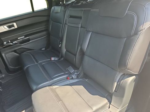Used 2023 Ford Explorer ST w/ Equipment Group 401A AWD/4WD image 15