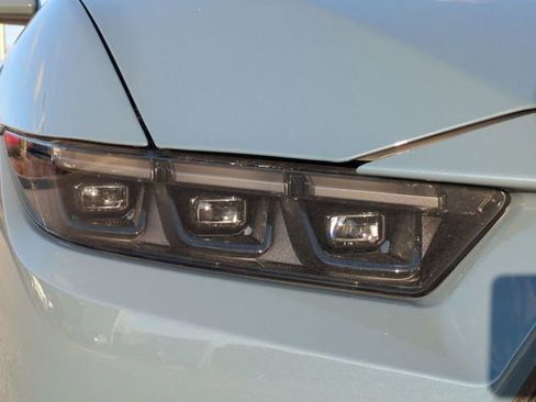 Used 2025 Ford Mustang Premium image 9