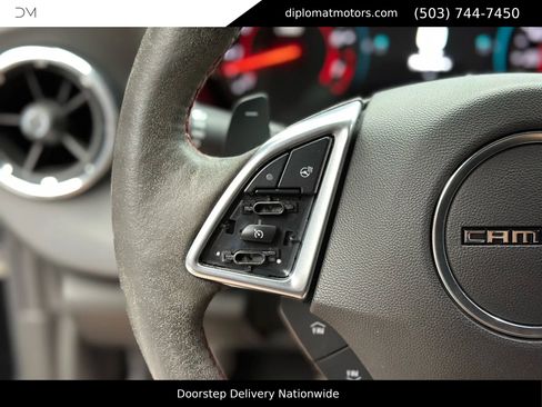 Used 2018 Chevrolet Camaro ZL1 image 32