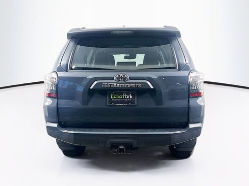 Used 2024 Toyota 4Runner SR5 Premium RWD image 7