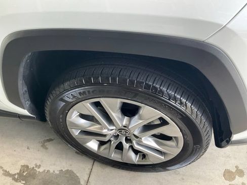 Used 2023 Toyota RAV4 XLE Premium FWD image 27