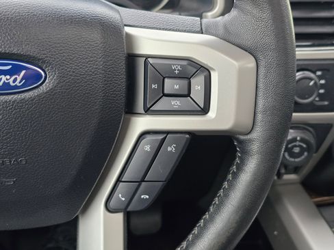 Used 2019 Ford F150 Lariat w/ Equipment Group 502A Luxury image 28