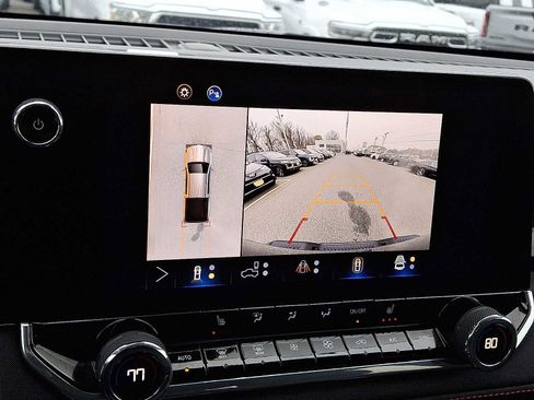 Used 2024 Chevrolet Colorado Z71 w/ Z71 Convenience Package 2 image 19