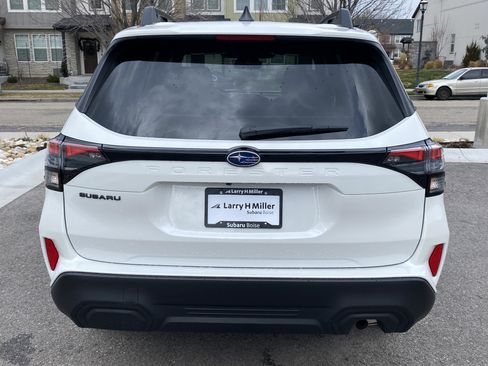 New 2026 Subaru Forester Premium image 5