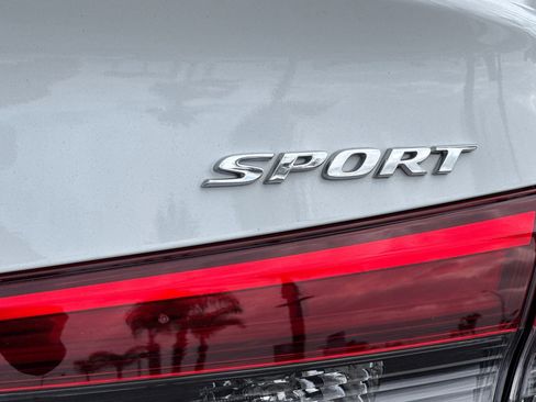 Used 2023 Honda Civic Sport image 21