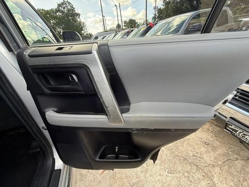 Used 2011 Toyota 4Runner SR5 AWD/4WD image 20