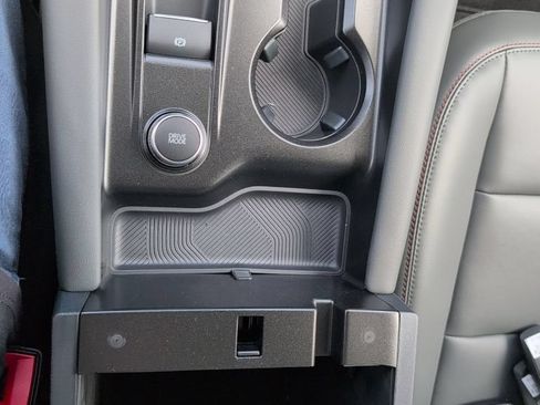 New 2026 Ford Explorer Active w/ Active Comfort Package RWD image 22