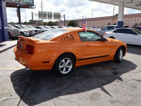 Used 2007 Ford Mustang GT RWD image 3